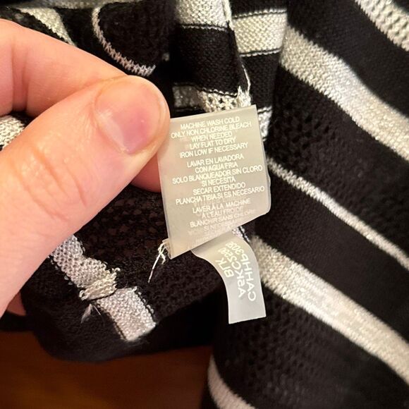 Calvin Klein Black White Striped Shawl Women’s One Size - Picture 5 of 6